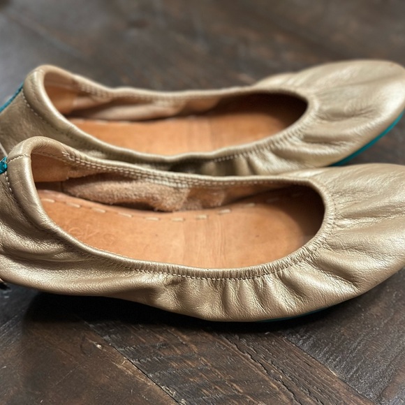 Super minimal flaws. - Picture 3 of 3